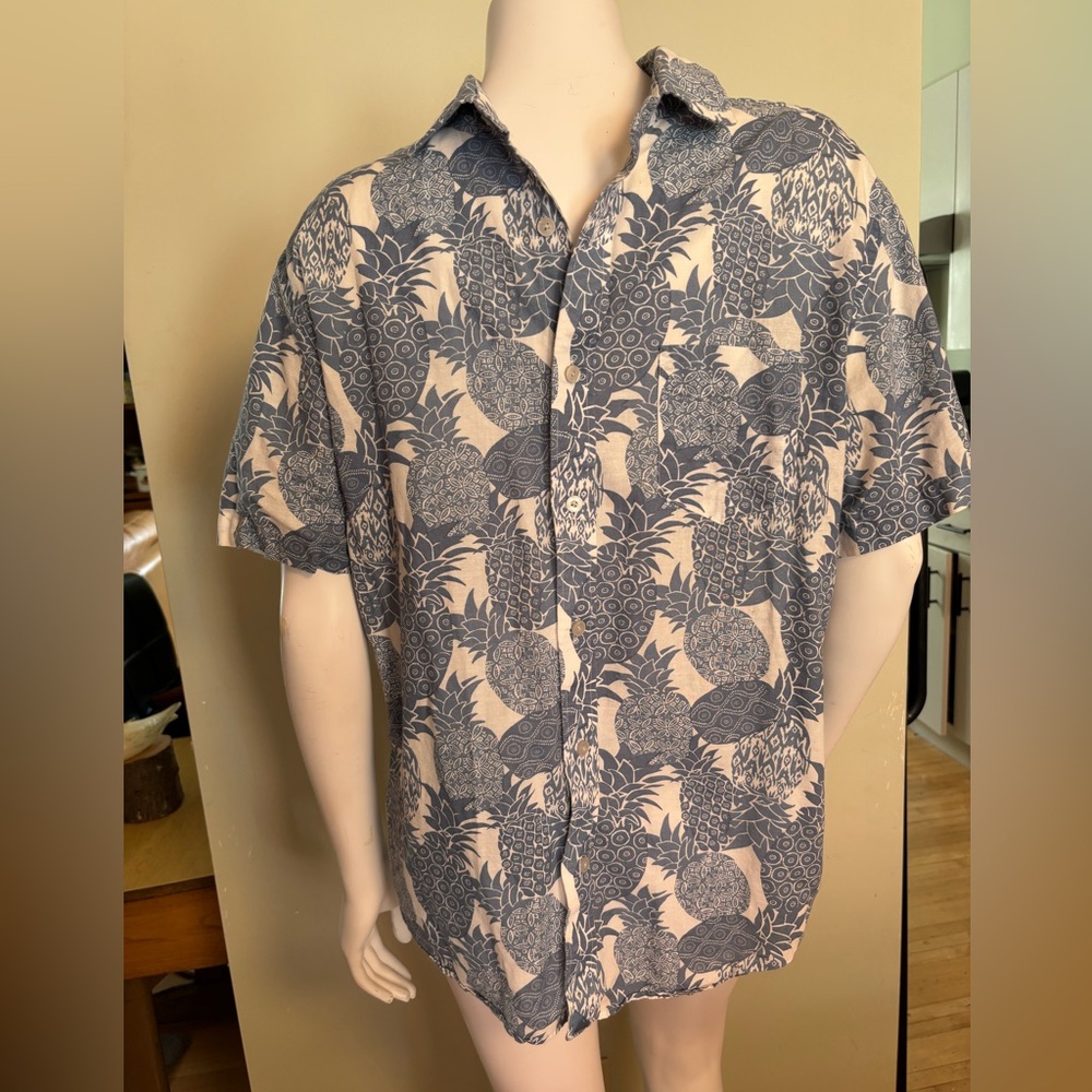 Untuckit Blue Hawaiian Pineapples Large